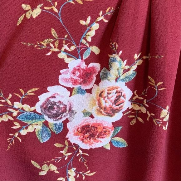 🆕Floral Blouse - Picture 6 of 9